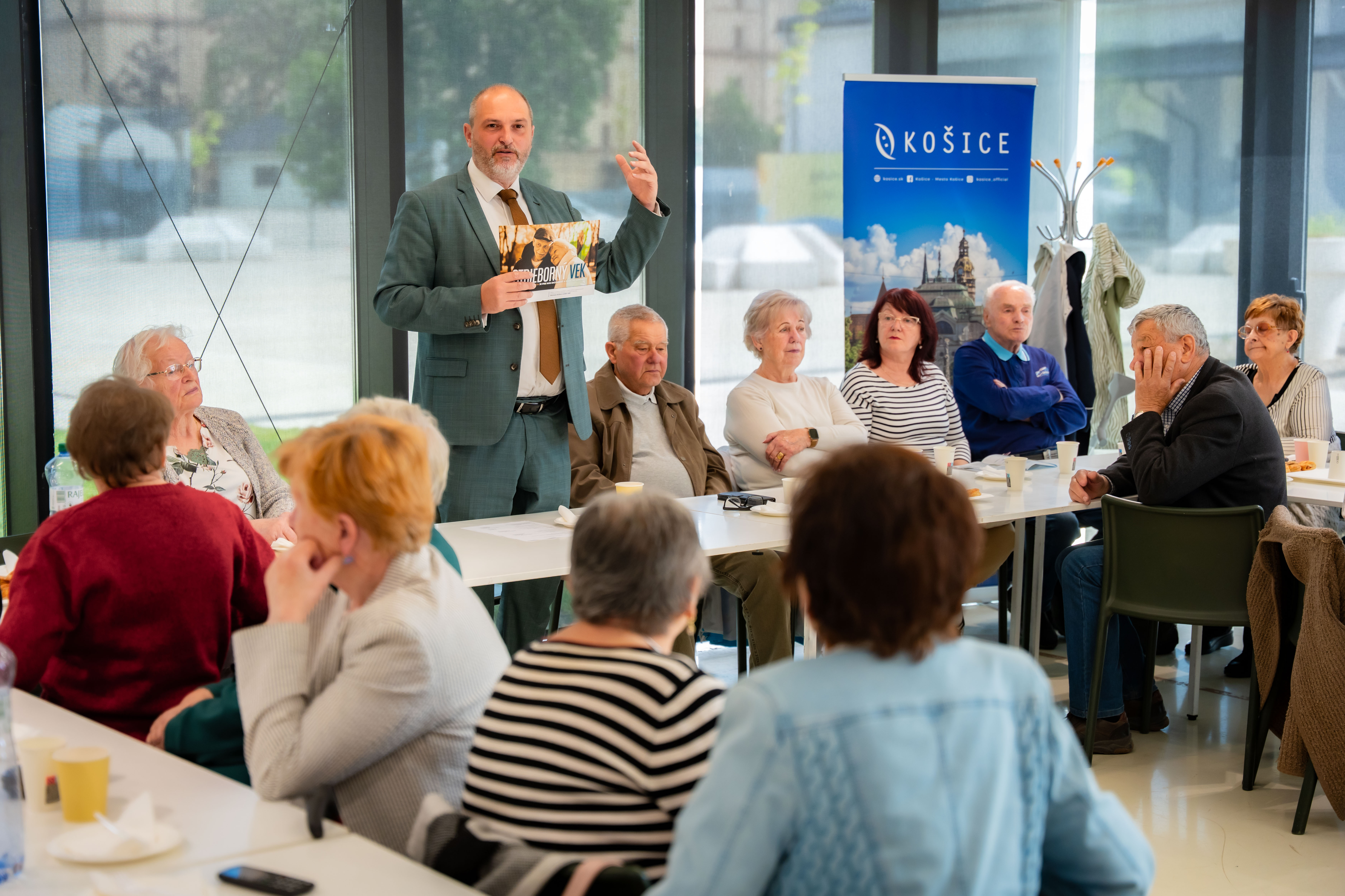 Navsteva Senior klubu Csemadok -1-11